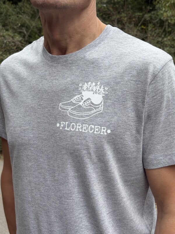 Camiseta Florecer