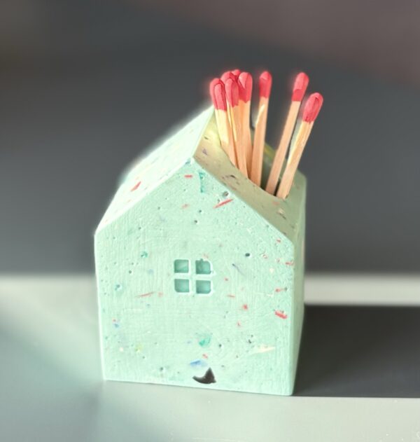 Casita para cerillas